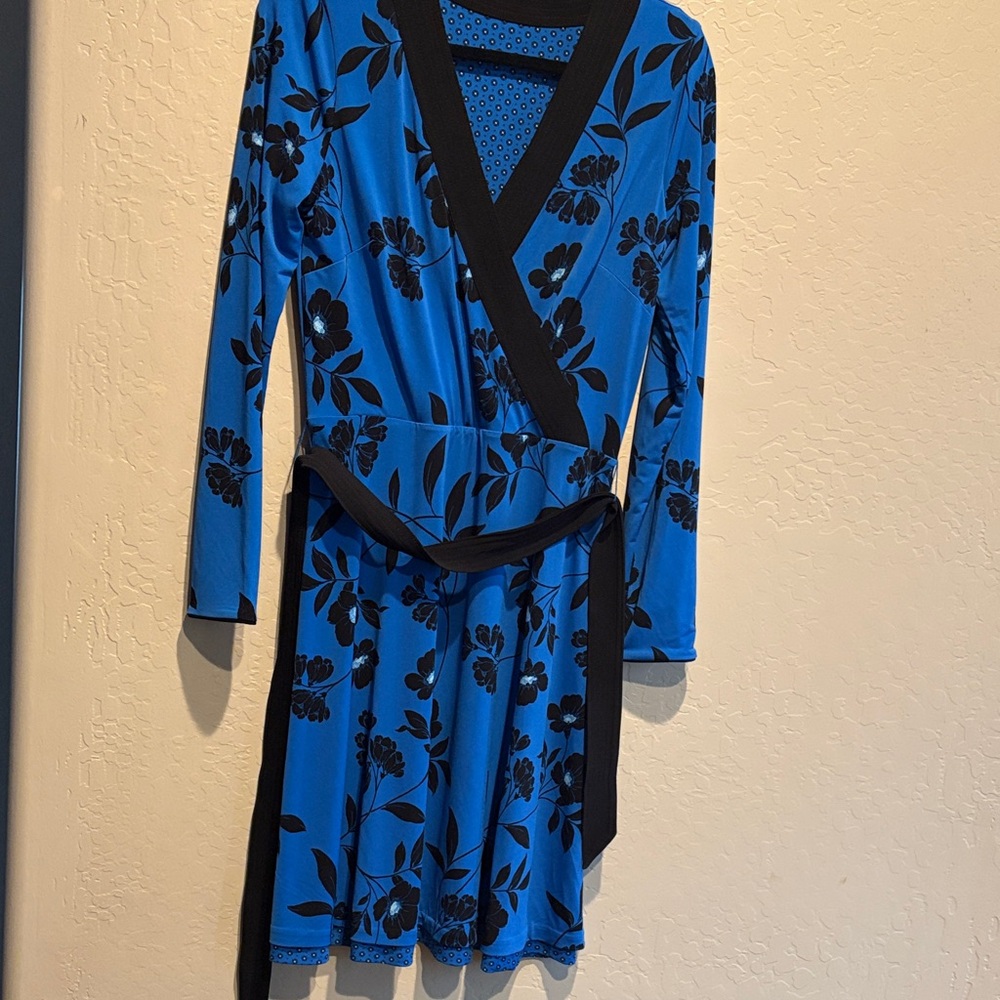 White House Black Market Blue and Black Wrap Dress